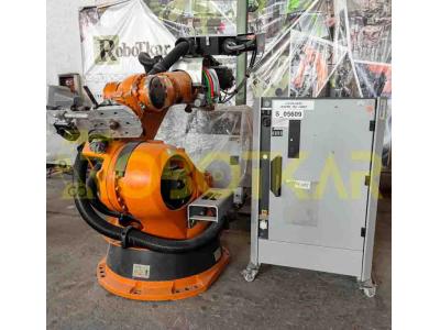 مشاوره و فروش-ربات صنعتی کوکا مدل  KUKA KR 240