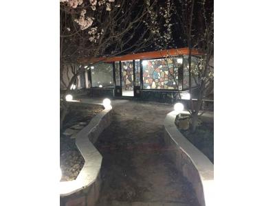 ملک نوساز-1000 متر ویلا باغ با بنای بسیار خاص و شیک 