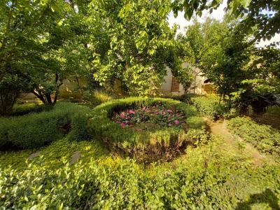 باغ ویلا شهریار-700 متر باغ ویلای زیبا سنددار در شهریار