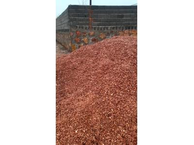 تولید و پخش سنگ رنگی مشکی-  تولید و فروش سنگ رنگی دانه بندی شده در آذربایجان شرقی