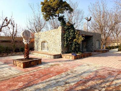 ملکبین-باغ ویلا 5500 متری با بنای قدیمی در شهریار