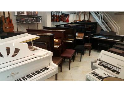 فروش و-فروش ویژه انواع پیانو های دیجیتال و آکوستیک