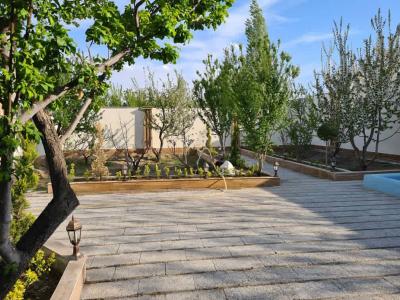 باغ شهریار-باغ ویلا 500 متری با نگهبانی در شهریار