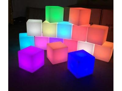 ال ای دی ثابت-اجاره میز ، نیمکت ، میز بار و انواع میز های دیگر نور یا ( led )