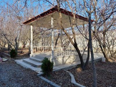 ویلای لوکس-1500 متر باغ ویلای مشجر با بنای قدیمی در شهریار