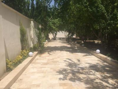 شهرک-فروش باغ ویلا زیبا ی ۸۰۰ متری درشهریار(کد140)