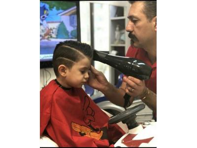 شیک-برترین آرایشگاه تخصصی کودکان غرب تهران