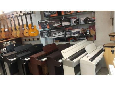 دیجیتال-فروش ویژه انواع پیانو های دیجیتال و آکوستیک