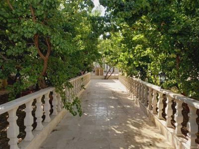 درب ترک-612 متر باغ ویلا در خوشنام ( ملارد )