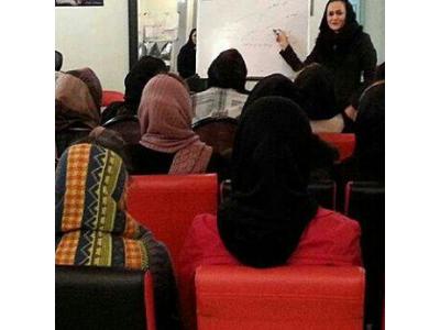 آموزشگاه زیبایی در تهران-چهره سازان ، بهترین آکادمی زیبایی در محدوده غرب 
