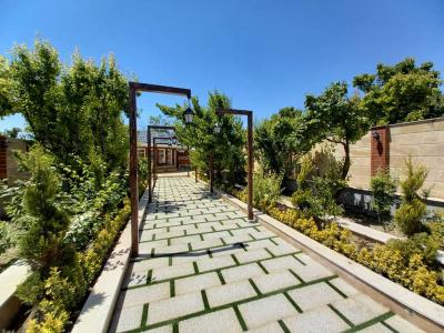 محوطه سازی باغ-760 متر باغ ویلا با انشعابات کامل و دسترسی عالی