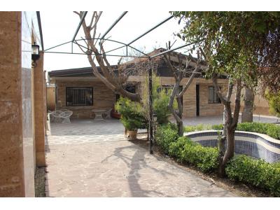 سه خواب-750 متر باغ ویلای مشجر در شهریار