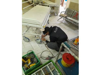 بازسازی-تعمیر تجهیزات پزشکی (تخت بیمارستانی ، برانکارد ، ویلچر ، ترالی ، تخت همراه ، مبلمان اداری)
