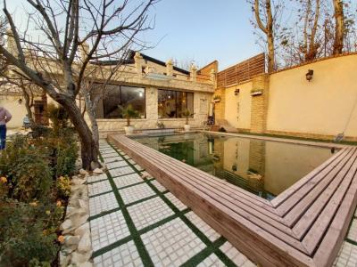 استخر شنا-1200 متر باغ ویلای مشجر در  شهریار