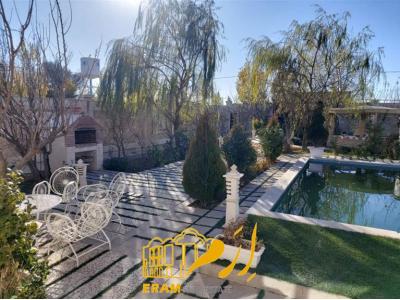 محوطه سازی-1000 متر باغ ویلا در یبارک شهریار
