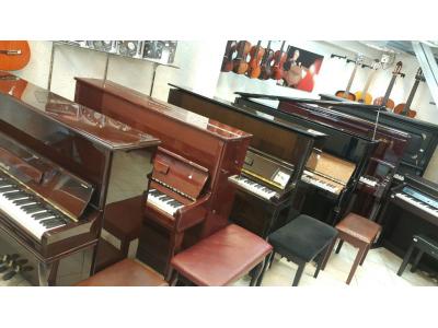 فروش نقد و اقساط-فروش ویژه انواع پیانو های دیجیتال و آکوستیک