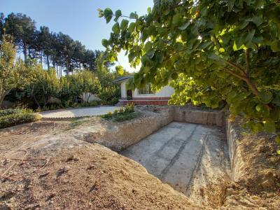 خریدار زمین-2000 متر باغ ویلا با انشعابات کامل در شهریار
