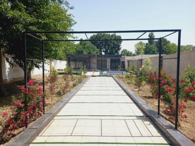 گل های رویایی-باغ ویلای 730 متری نوساز در ملارد