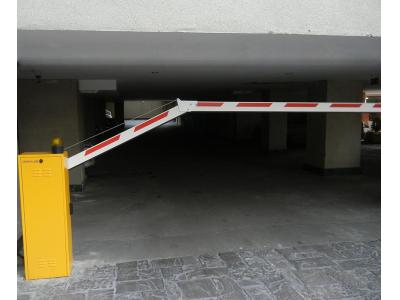 نصب راهبند ستونی-راهبند اتوماتیک - راهبند برقی - فروش بی واسطه راهبند  - نصب تخصصی راهبند 
