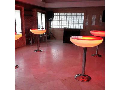 LED ثابت-اجاره میز ، نیمکت ، میز بار و انواع میز های دیگر نور یا ( led )