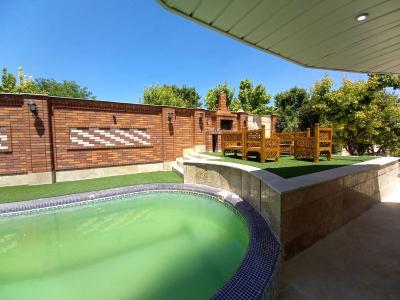 سرویس طلا-760 متر باغ ویلا با انشعابات کامل و دسترسی عالی