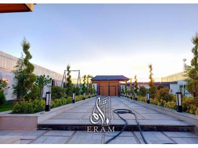 محوطه-800 متر باغ ویلا لوکس و نوساز در خوشنام ملارد