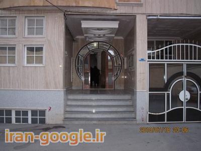 بون-فروش فوری یک واحد آپارتمان 93 متری واقع در شاهرود خیابان امام