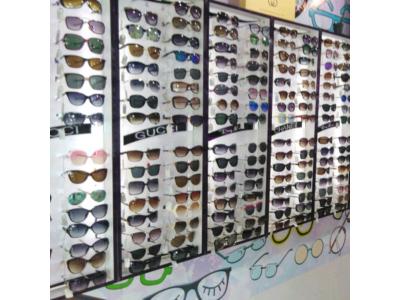 عینک-جزیرهٔ عینک اصفهان؛ مرکز ساخت، فروش، تعمیر و خدمات فوری عینک در اصفهان