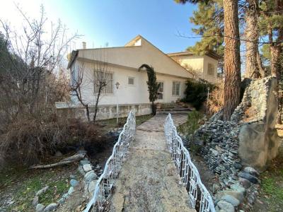 باغ ویلا در ملارد – باغ ویلا در ملارد –-1450 مترباغ ویلای فاخر با بنای قدیمی قابل استفاده در شهریار