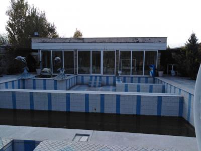 باغ ویلا مشجر در شهریار-1200 متر باغ ویلا شیک و مشجر در بکه شهریار