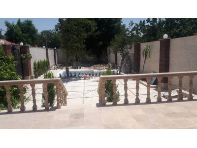 در ورودی ویلا-520 متر باغ ویلای شیک در فرخ آباد کرج