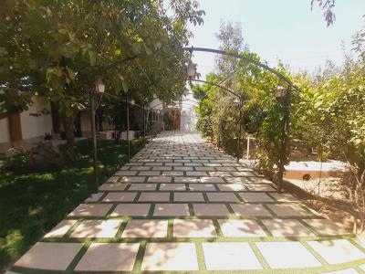 تانکر آبیاری-باغ ویلای 1000 متر در شهریار