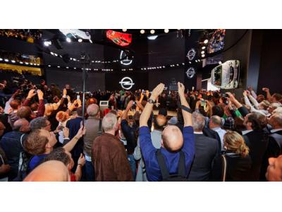 محافظ نما-به نمایشگاه صنعت خودرو فرانکفورت آلمان 2017 سفر کنید