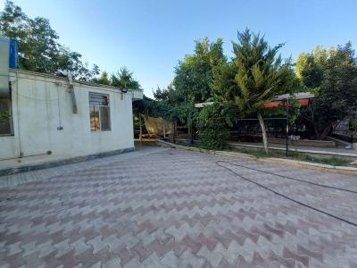 ویلا با-2200 متر باغ ویلا با موقعیت عالی در شهریار