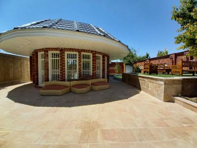 سرویس طلا-760 متر باغ ویلا با انشعابات کامل و دسترسی عالی
