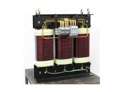 تیغه-ترانس های تبدیل ولتاژ 220 به 12 ولت و برعکس در توان های مختلف